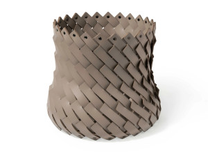 Круглый журнальный столик из регенерированной кожи