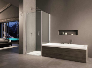 Стеклянная угловая душевая кабина с распашной дверью