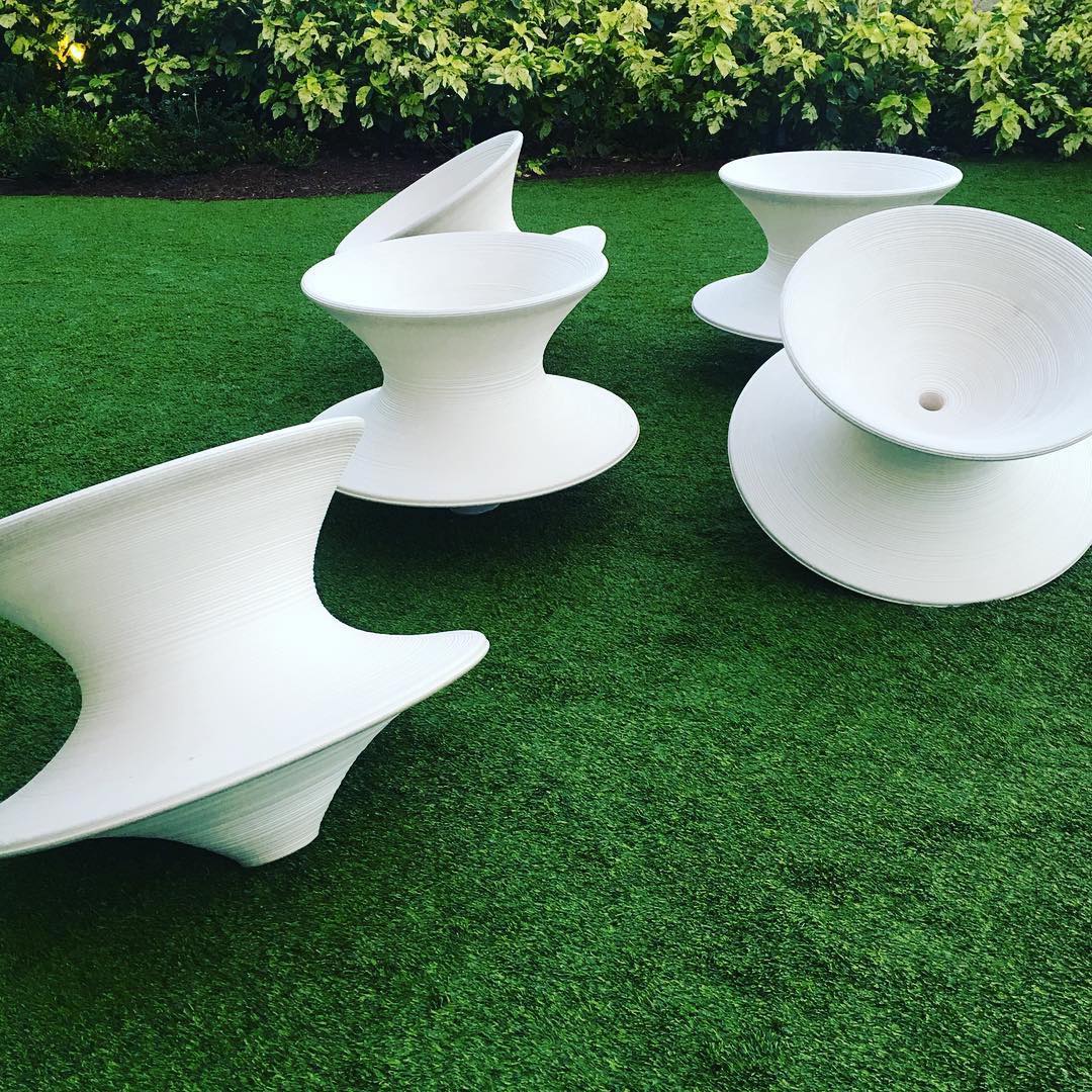 Magis Spun SD660 B Стул вращающийся из полиэтилена. Цвет: Белый 1735 C  - Вид №2