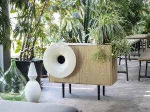 Miniforms Деревянный буфет со встроенными динамиками