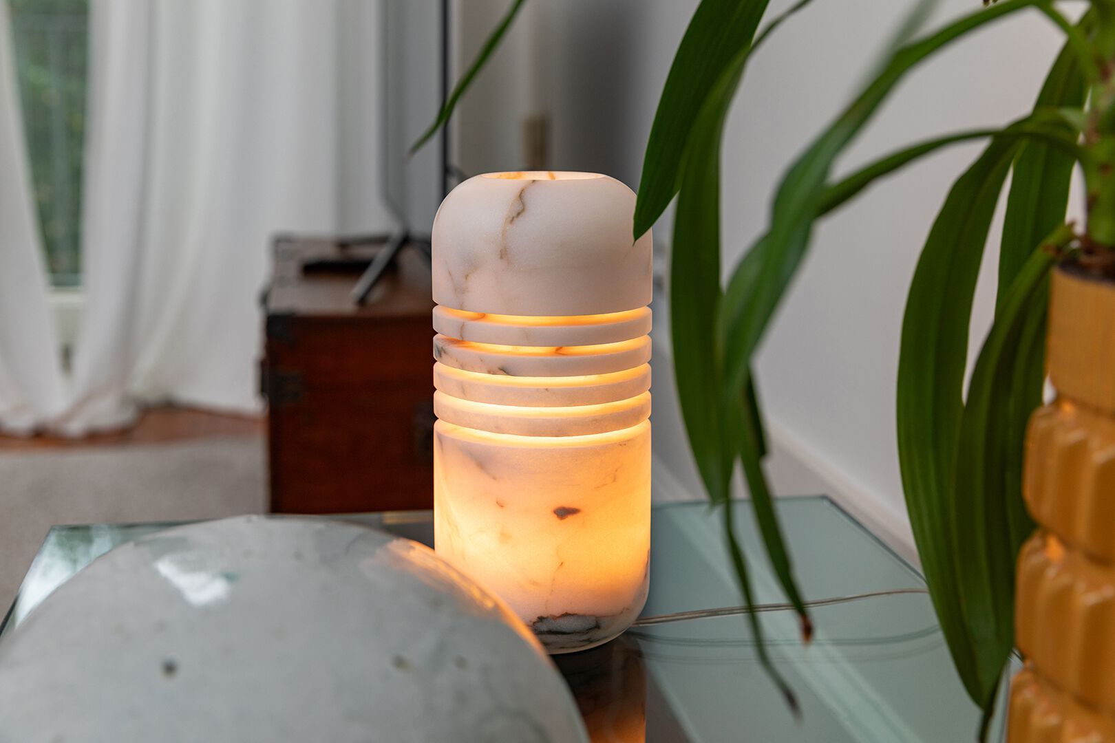 Настольная лампа из мрамора Extremoz Maami Home Lumi ARCH-00106009 - Вид №3