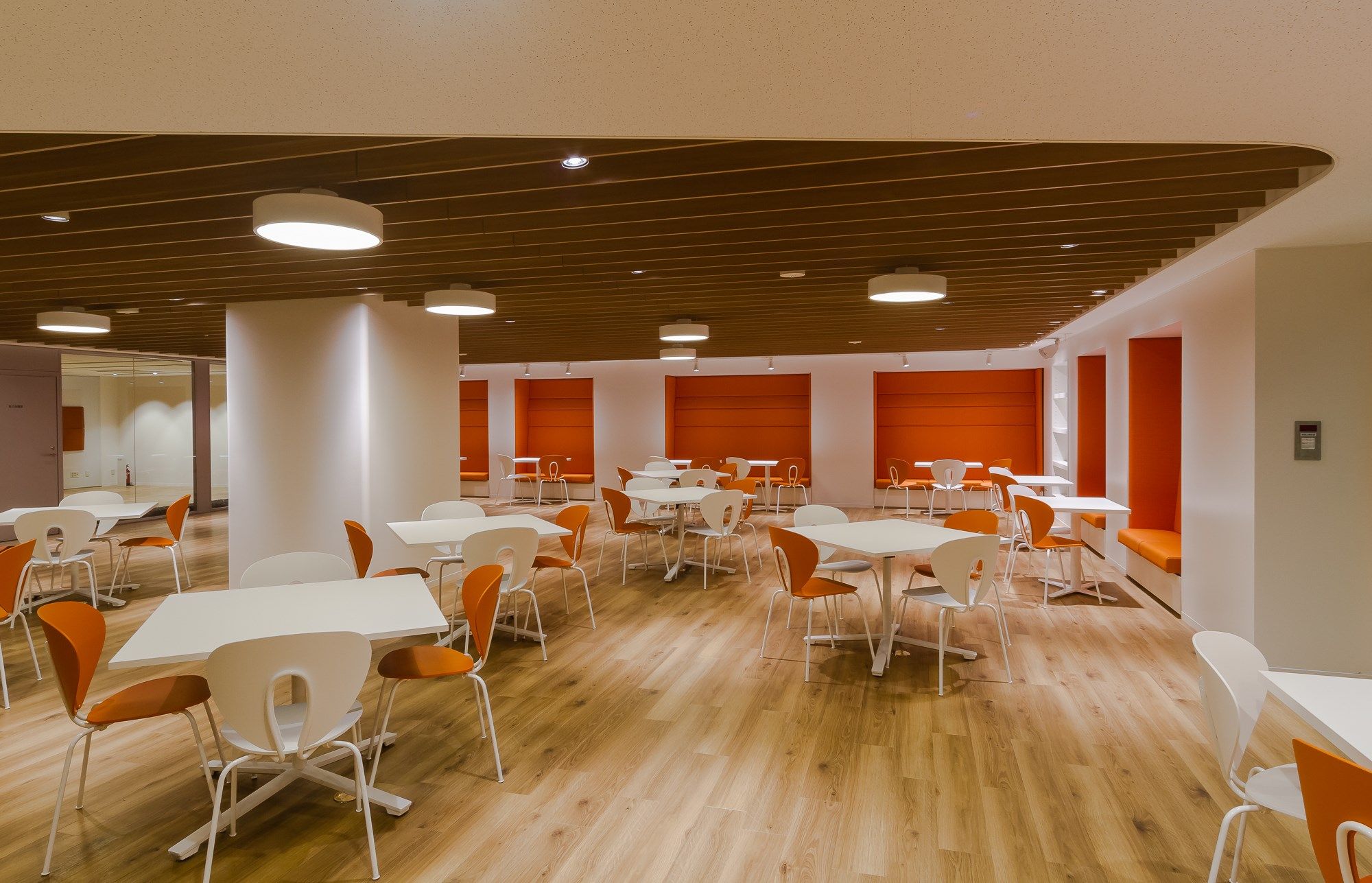 Светодиодный подвесной светильник Louis Poulsen LP CIRCLE ARCH-00017254 - Вид №19