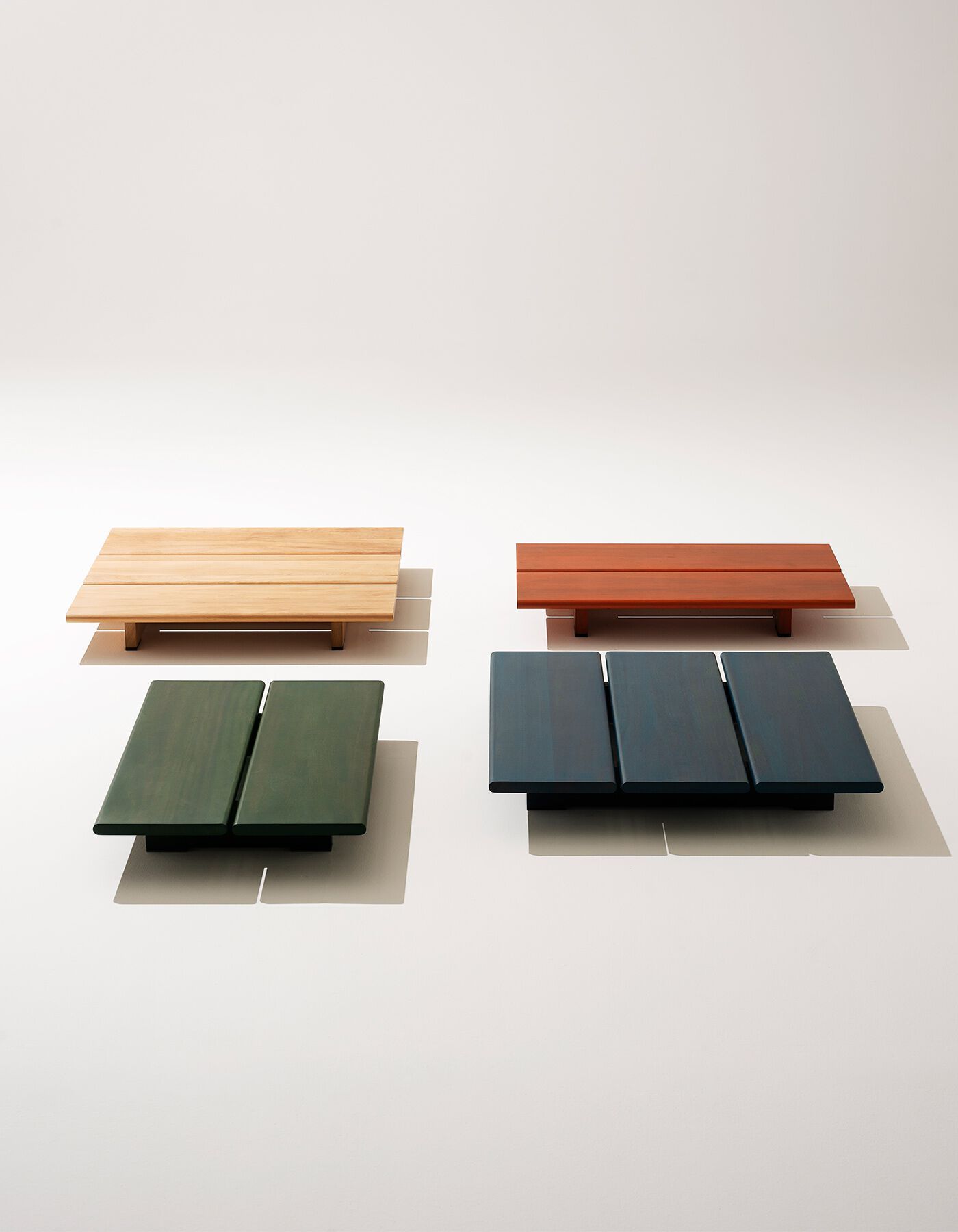 Квадратный садовый столик в ироко RODA Эолийский ARCH-00045928 - Вид №1