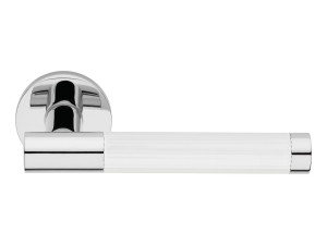 Латунная ручка