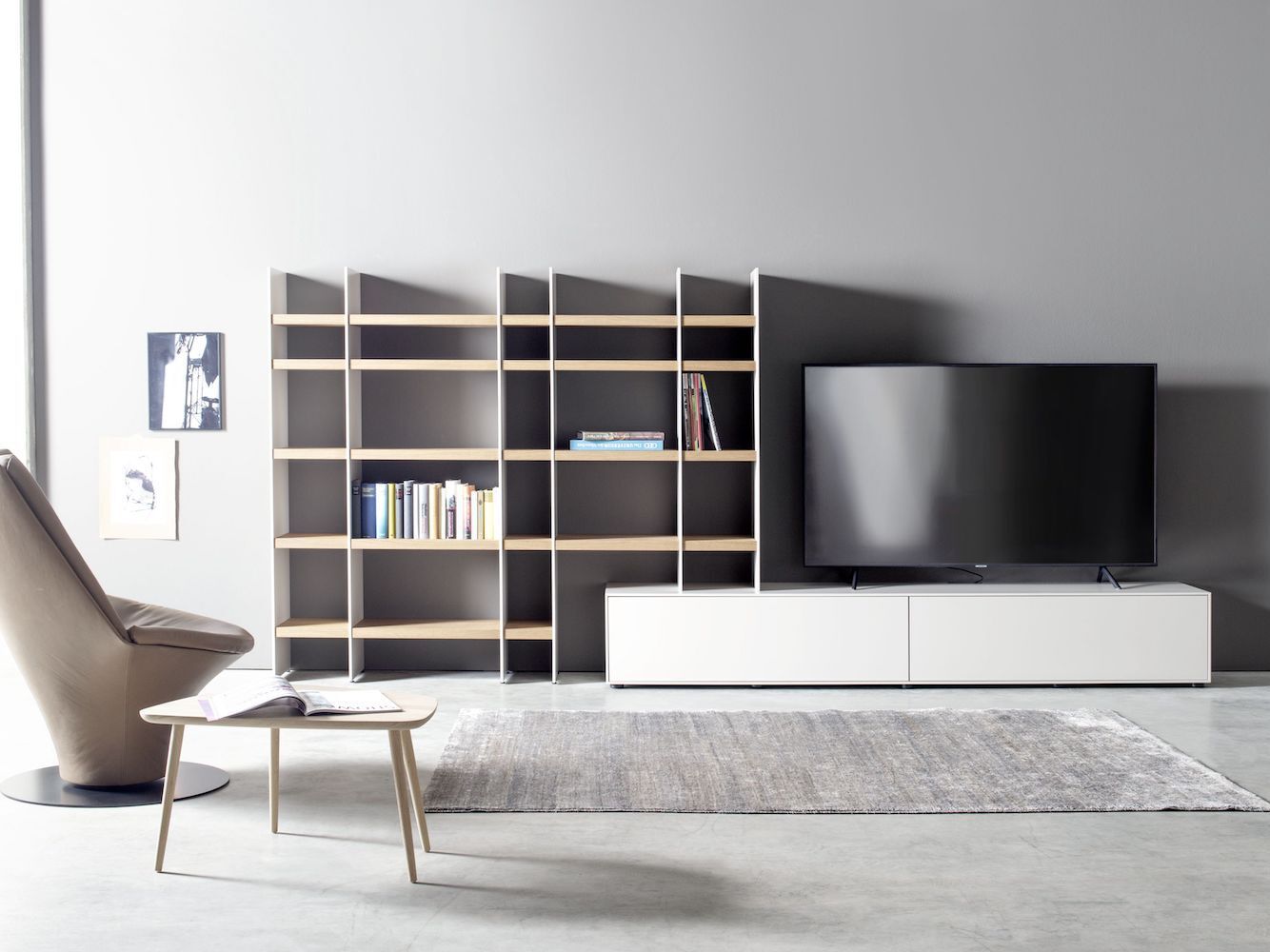 Низкий ТВ-шкаф с книжным шкафом Sudbrock Möbelhandwerk лестница ARCH-00013870