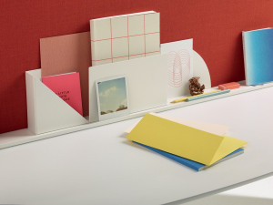 Лоток для документов из листового металла