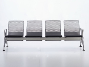 Сиденье на штанге с перфорированными стальными подлокотниками