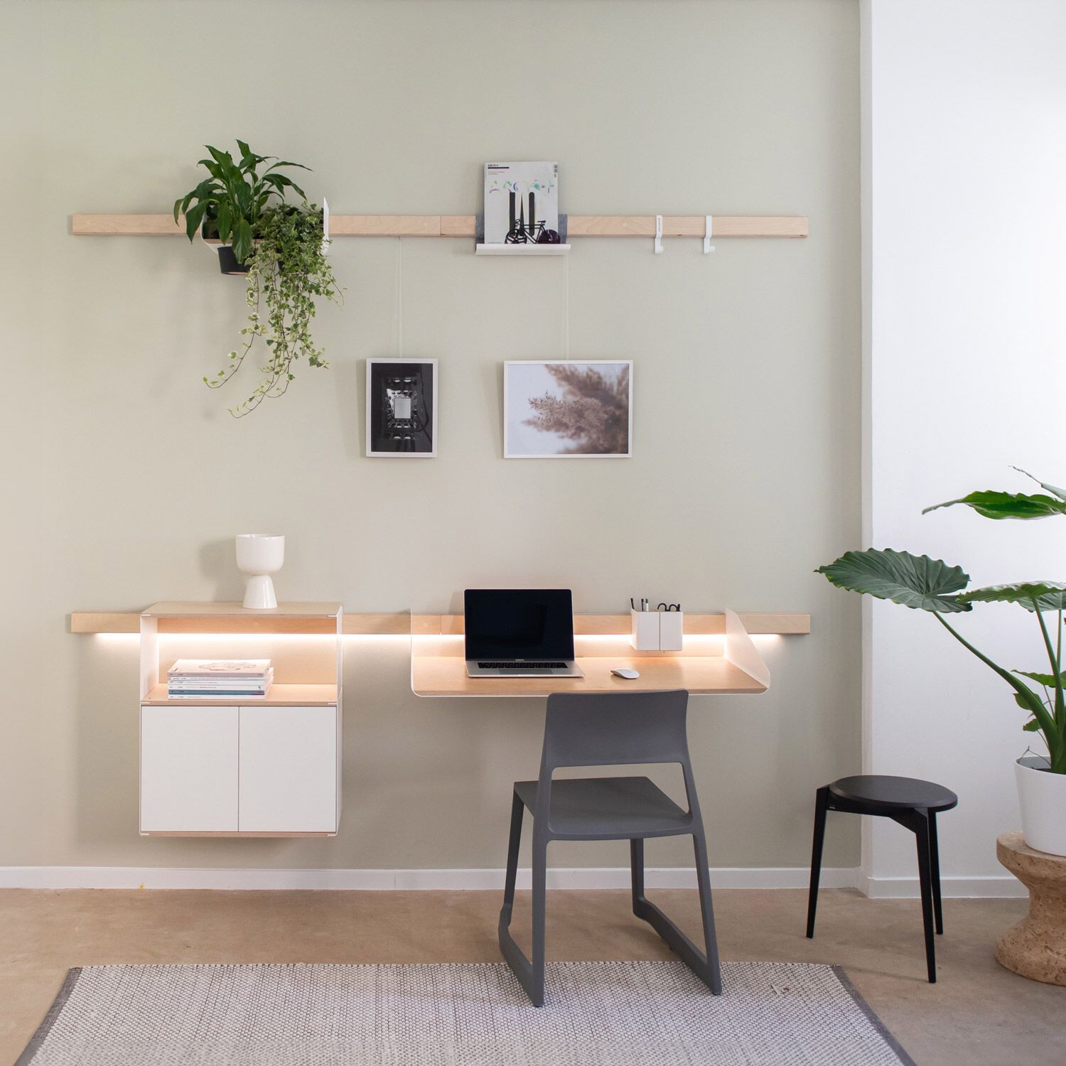 Модульная система с деревянным настенным шкафом и письменным столом Variand Furniture H06 ARCH-00011936 - Вид №1