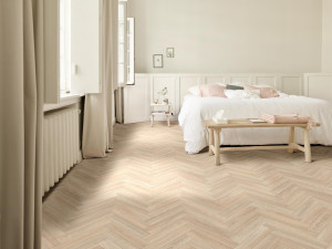 Нескользящий виниловый пол с эффектом дерева