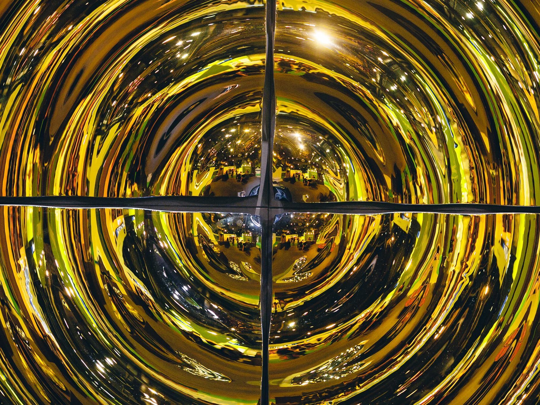 Декоративный предмет стеклянной стены PlusObject Interference ARCH-00019996 - Вид №1