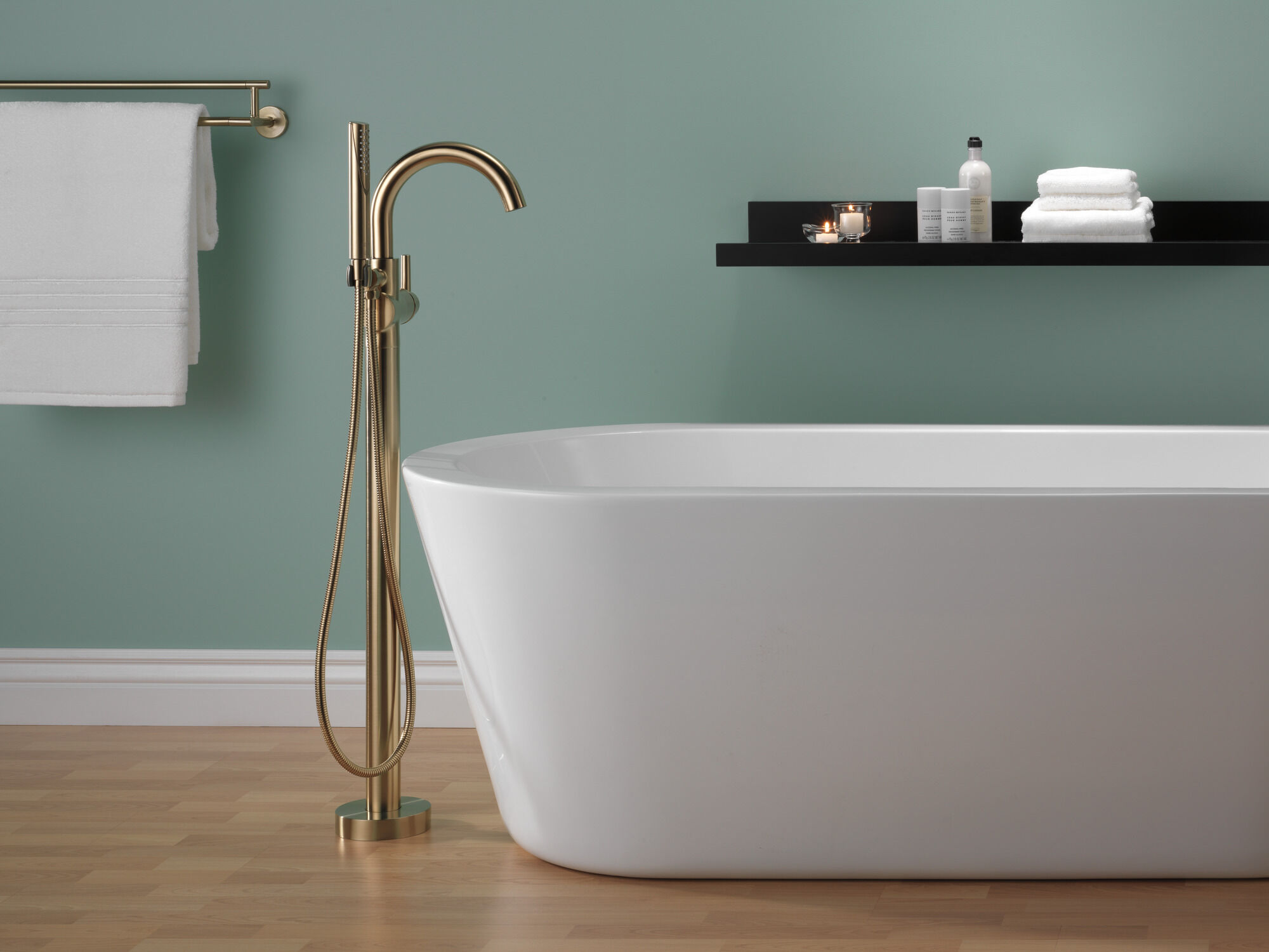 T4759-CZFL Напольная накладка для ванны с одной ручкой и ручным душем Delta Faucet Delta Шампанское бронза - Вид №9