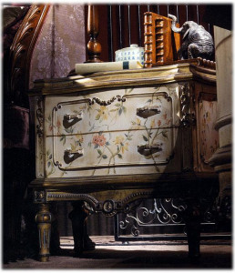 Тумбочка  JUMBO COLLECTION CAP-05