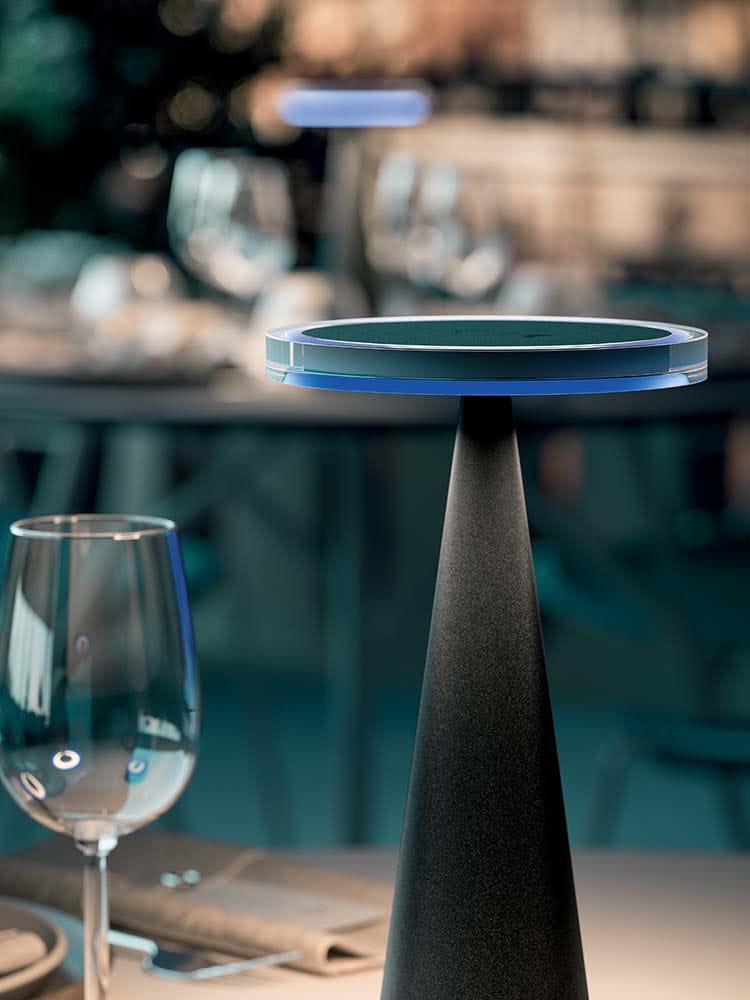 Светодиодная настольная лампа из поликарбоната Quadrifoglio Group Design Lighting ARCH-00082438 - Вид №5