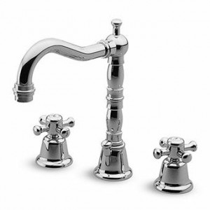 Z46353.8008 Смеситель для раковины на три отверстия с поворотным изливом, аэратором, сливом 1 1/4 ", гибкими соединениями. Zucchetti Delfi