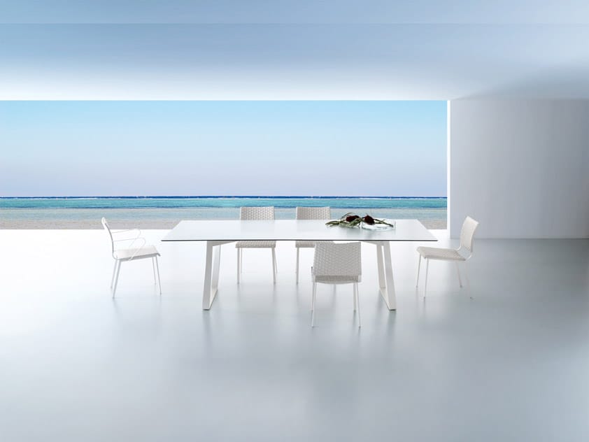 Стол Roberti Hamptons Graphics ARCH-00001009