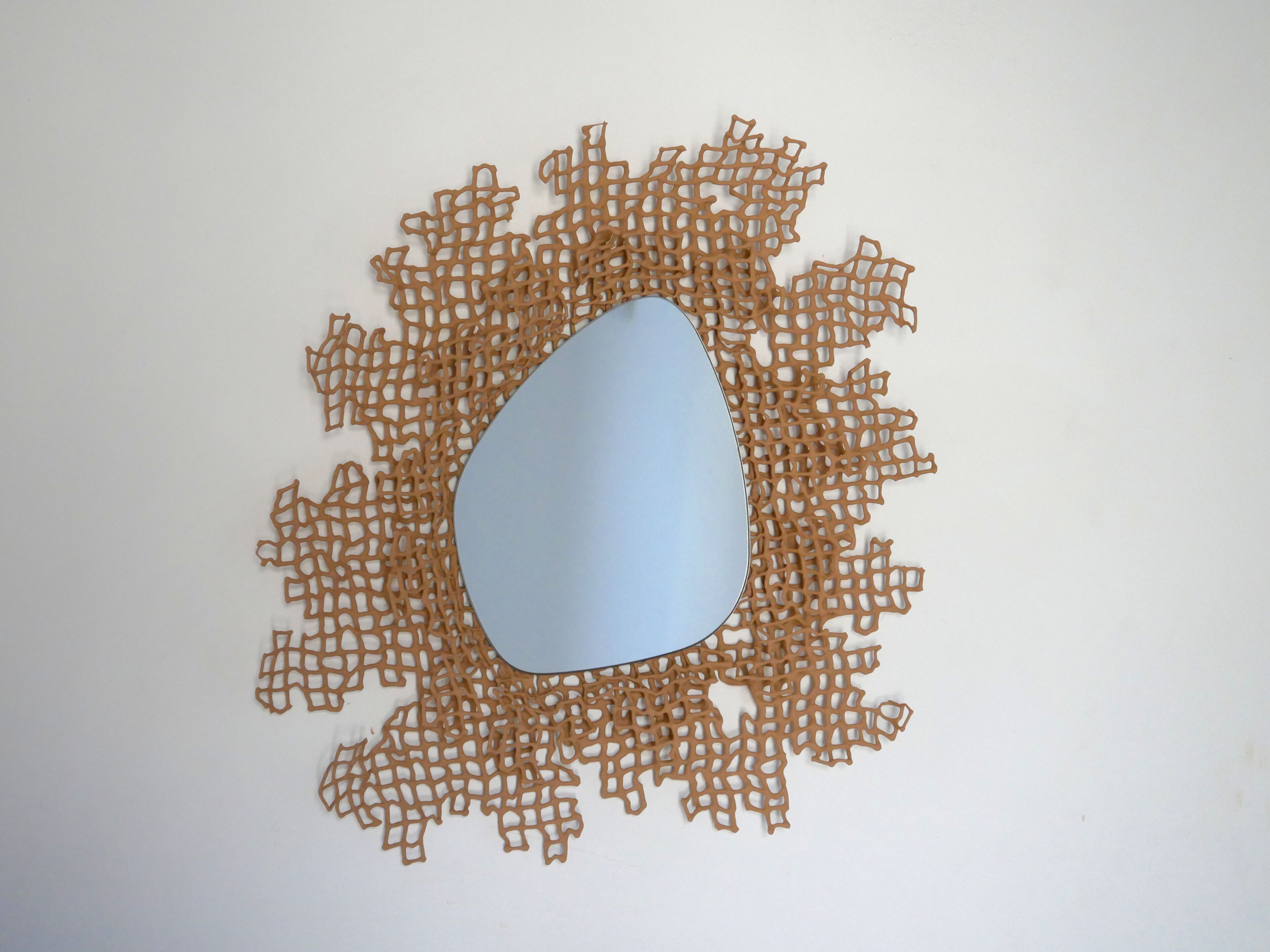 Настенное зеркало с глиняной рамой LO Contemporary Коралл ARCH-00116501