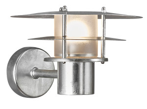 Металлический настенный светильник