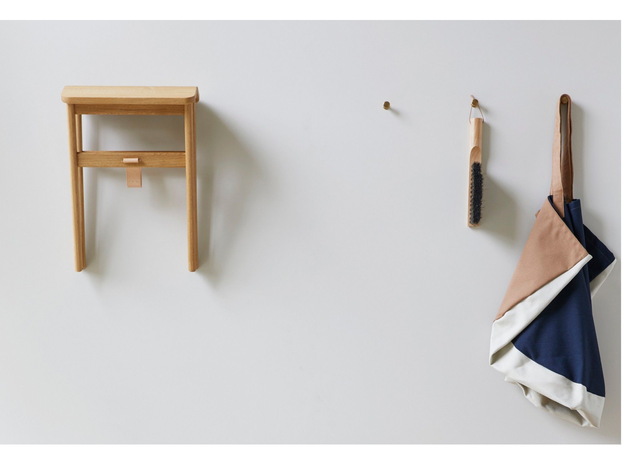 Вешалка для одежды / латунная ручка Form & Refine Angle ARCH-00151150 - Вид №7