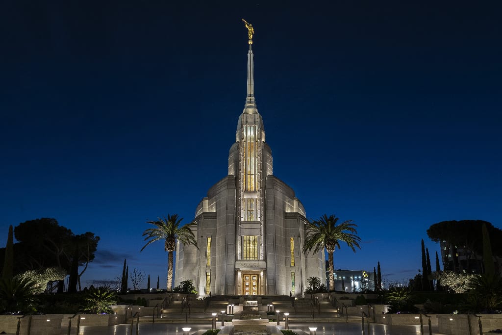 Регулируемый светодиодный прожектор с системой RGB iGuzzini Platea Pro ARCH-00028829 - Вид №8