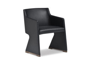 Кожаный стул для конференций с подлокотниками