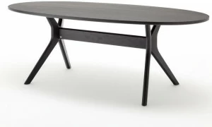 Rolf Benz Овальный обеденный стол из дерева