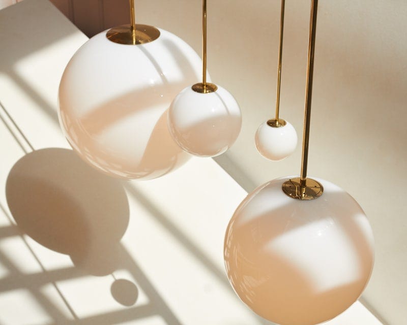 Опаловое стекло светодиодный подвесной светильник Michael Anastassiades Архитектурная латунь ARCH-00070530 - Вид №7