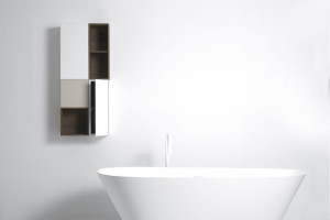 Модульный шкаф для ванной комнаты с дверцами