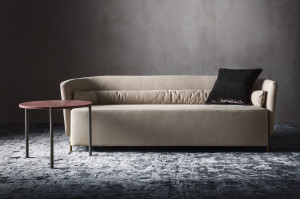 Круглый кожаный журнальный столик