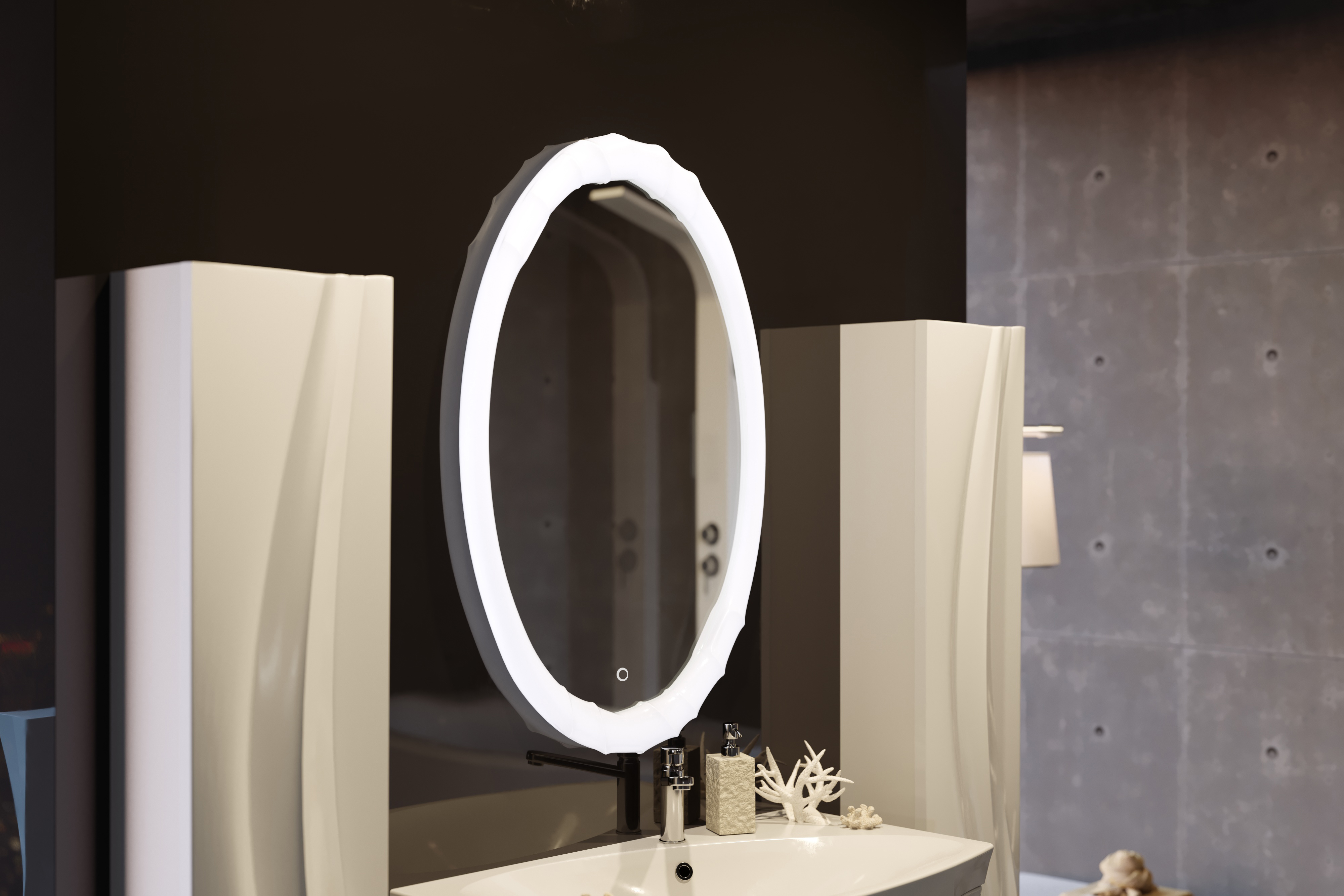 У51940 Зеркало Mirage 70*105 Light, с подогревом 1 Marka Mirage - Вид №1