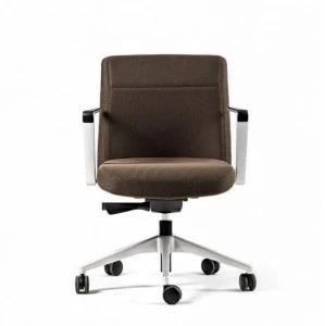 ACTIU Регулируемое по высоте офисное кресло с 5 спицами и колесами