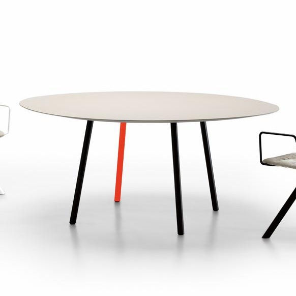 004057 Круглый стол Viccarbe Maarten - Вид №1