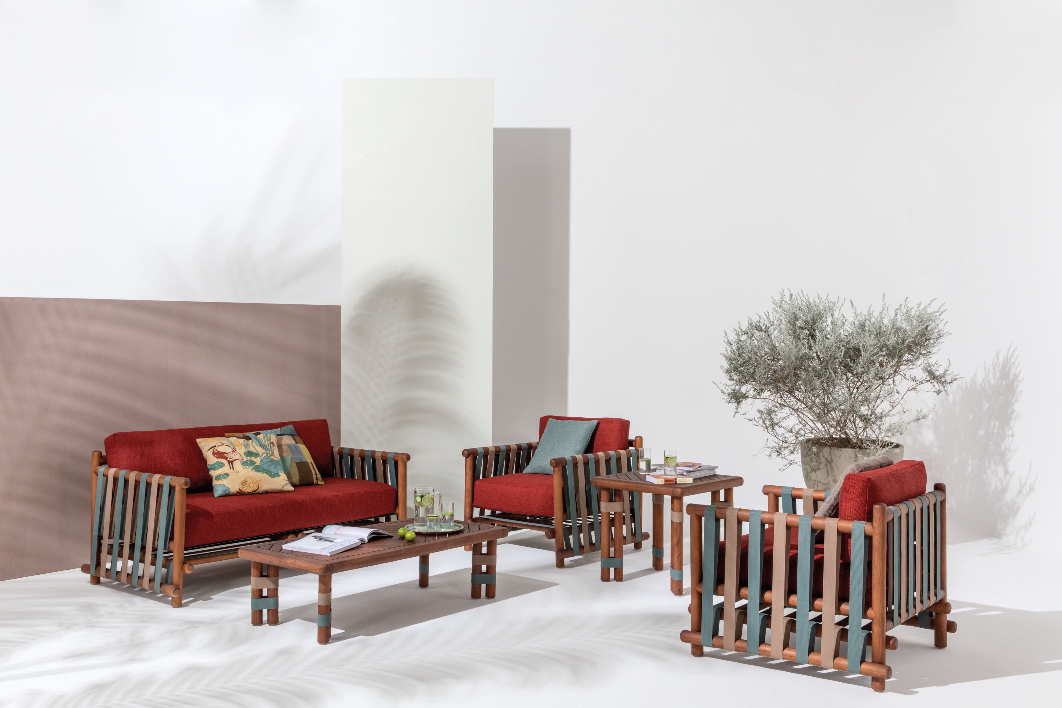 Прямоугольный садовый стол из тикового дерева Il Giardino di Legno Lignes ARCH-00048392 - Вид №1