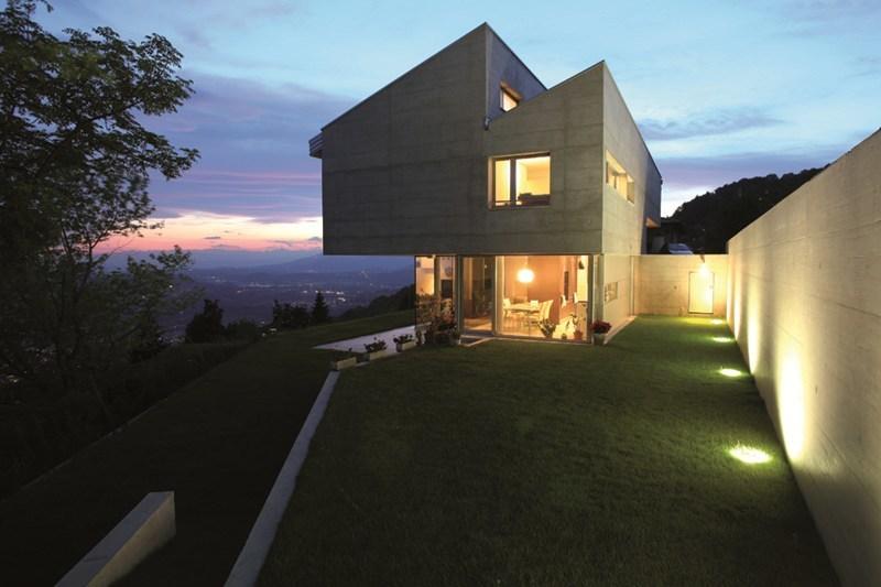 BEL-LIGHTING Напольный светодиодный лестничный светильник Bolas 2437-2438  - Вид №1