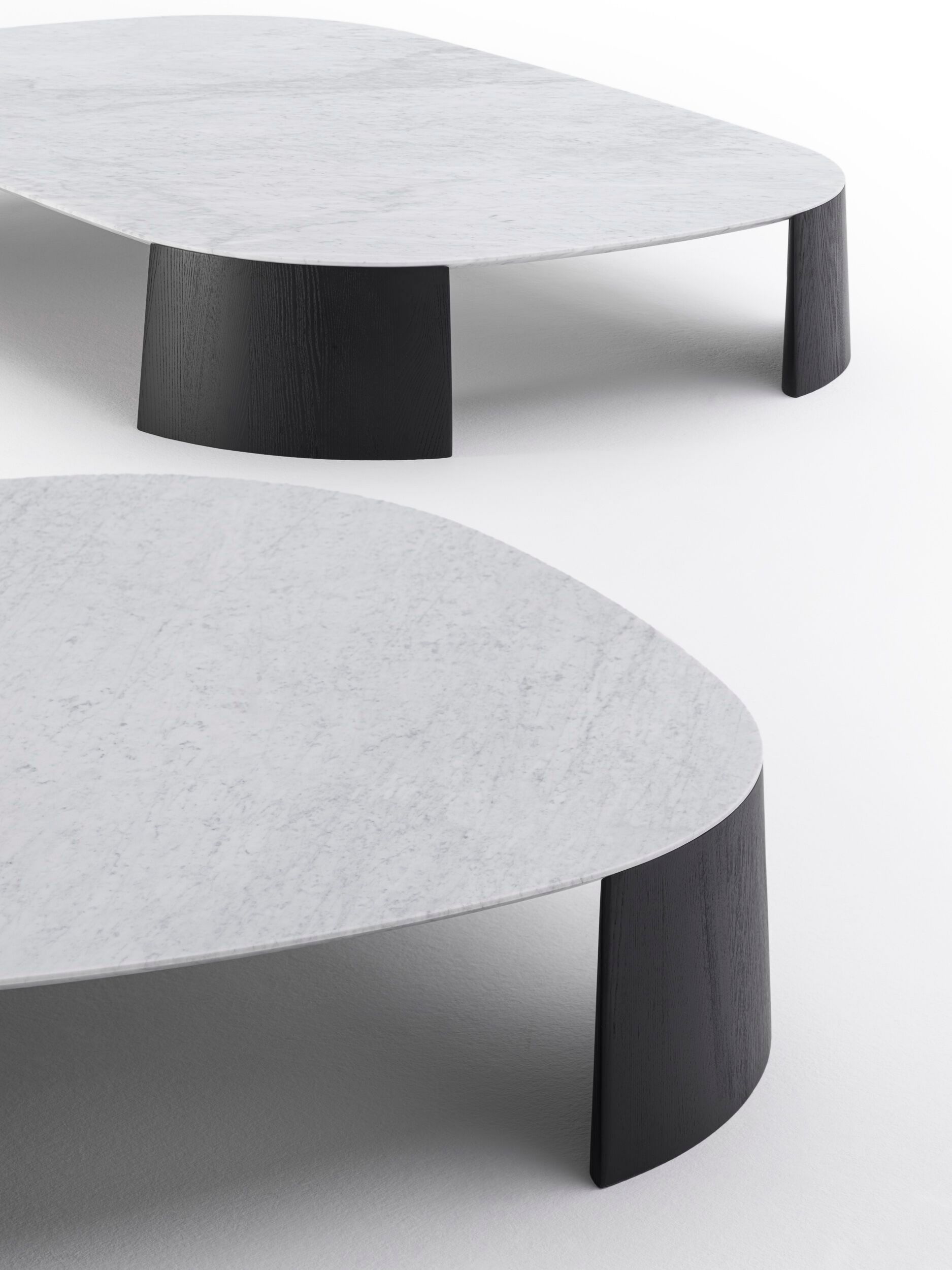 Журнальный столик из ироко и мрамора Désirée divani Dorvan ARCH-00018381