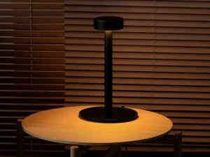 Milan Iluminacion Светодиодная настольная лампа из стали Peak lane 6925 - 6931