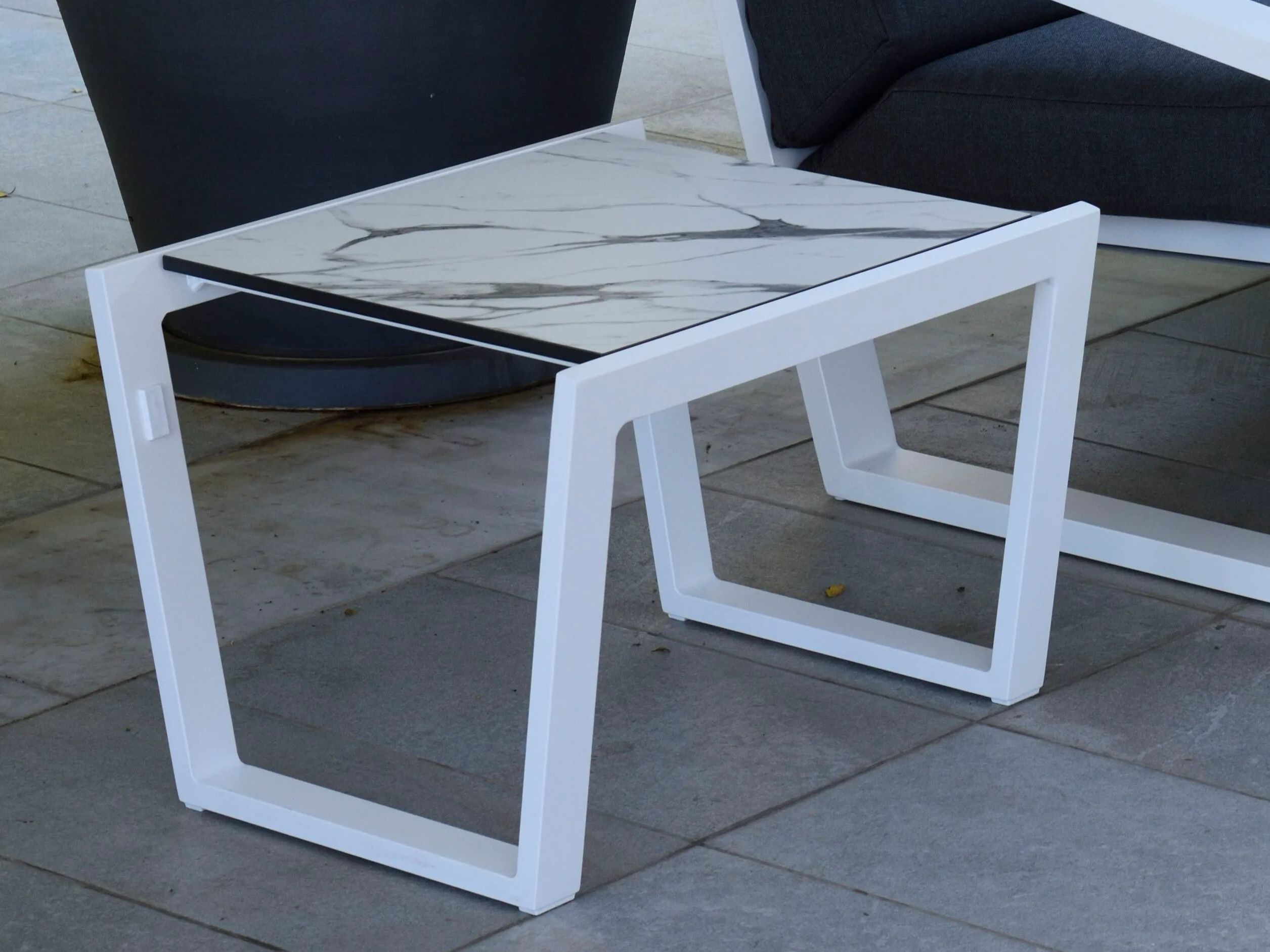 Прямоугольный алюминиевый журнальный столик 10Deka Costa ARCH-00073056 - Вид №1