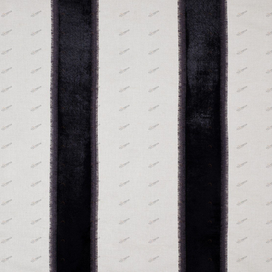 Рулон обоев BOSPHORE BSP28759321. Основа вышивка Casadeco