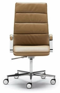 José Martínez Medina Кресло руководителя в коже с 5 спицами с подлокотниками на колесиках