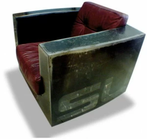 ICI ET LÀ Стальное клубное кресло в индустриальном стиле с подлокотниками Handmade metal furniture by ici et là Sfc03