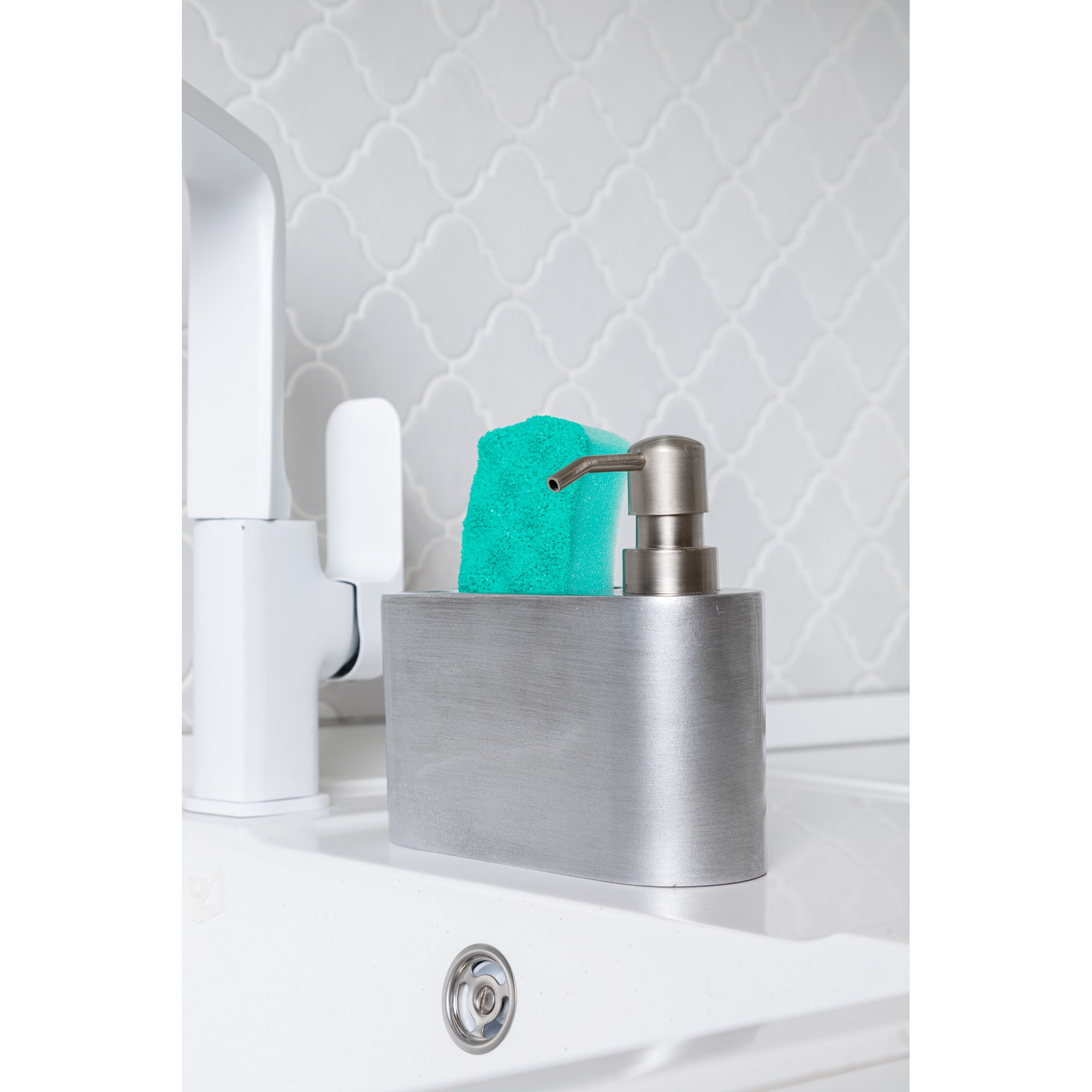 18570984 Дозатор для жидкого мыла с держателем для губки NEO, 5х13,5х6,2 см Santreyd  - Вид №4