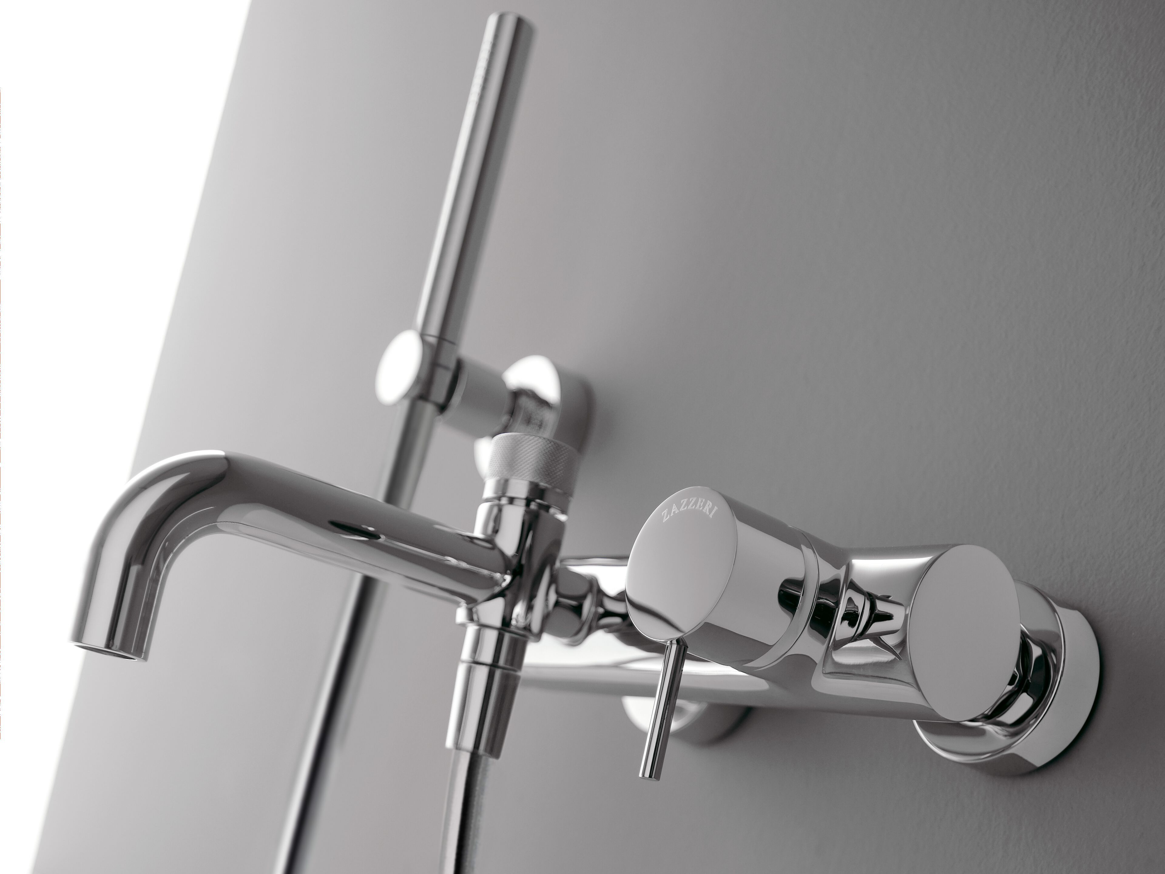 Настенный смеситель для ванны с ручным душем Zazzeri способ ARCH-00130217 - Вид №1