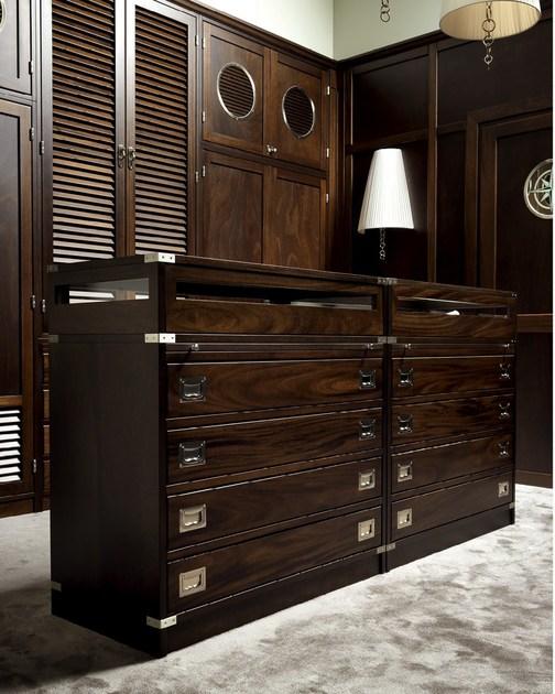 Caroti Встроенный шкаф с буазери и межкомнатной дверью. Via montenapoleone sun-id-1376174 - Вид №1