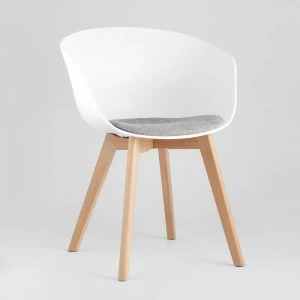 Кресло белое пластиковое с подушкой и деревянными ножками Libra STOOL GROUP ДИЗАЙНЕРСКИЕ 00-3881967 Белый