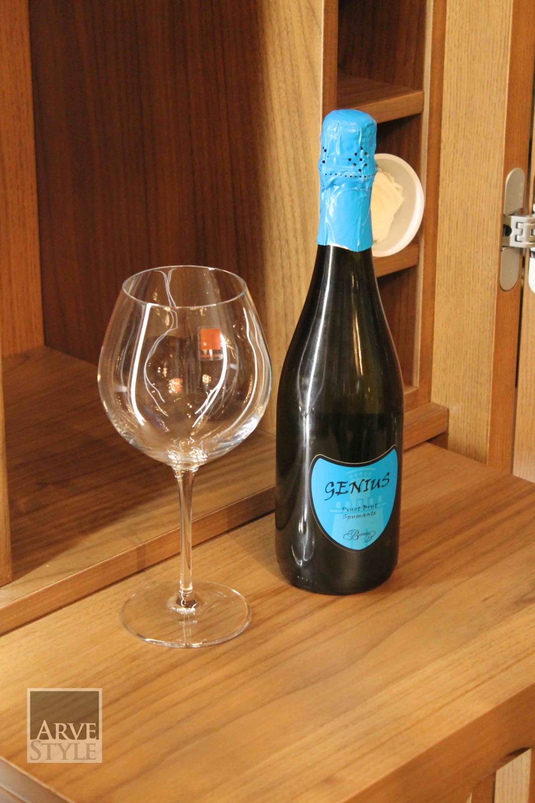 Деревянный барный шкаф со встроенным освещением Arvestyle паркет ARCH-00082377 - Вид №15