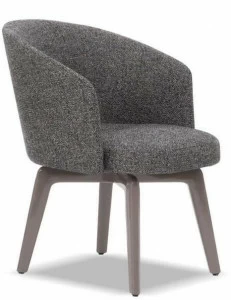 Minotti готов Amélie