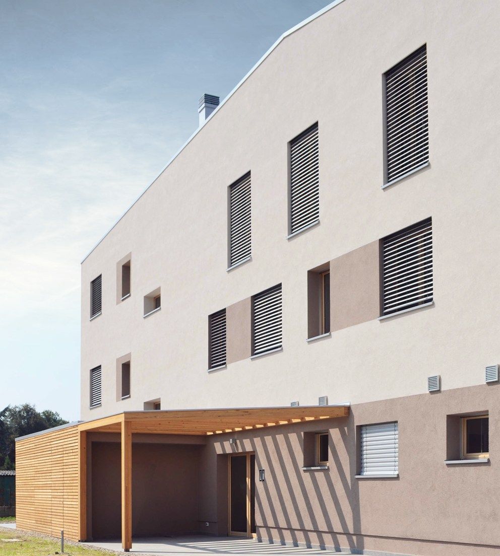 Подъемные гаражные ворота из ели HÖRMANN ITALIA BERRY ARCH-00077334 - Вид №3