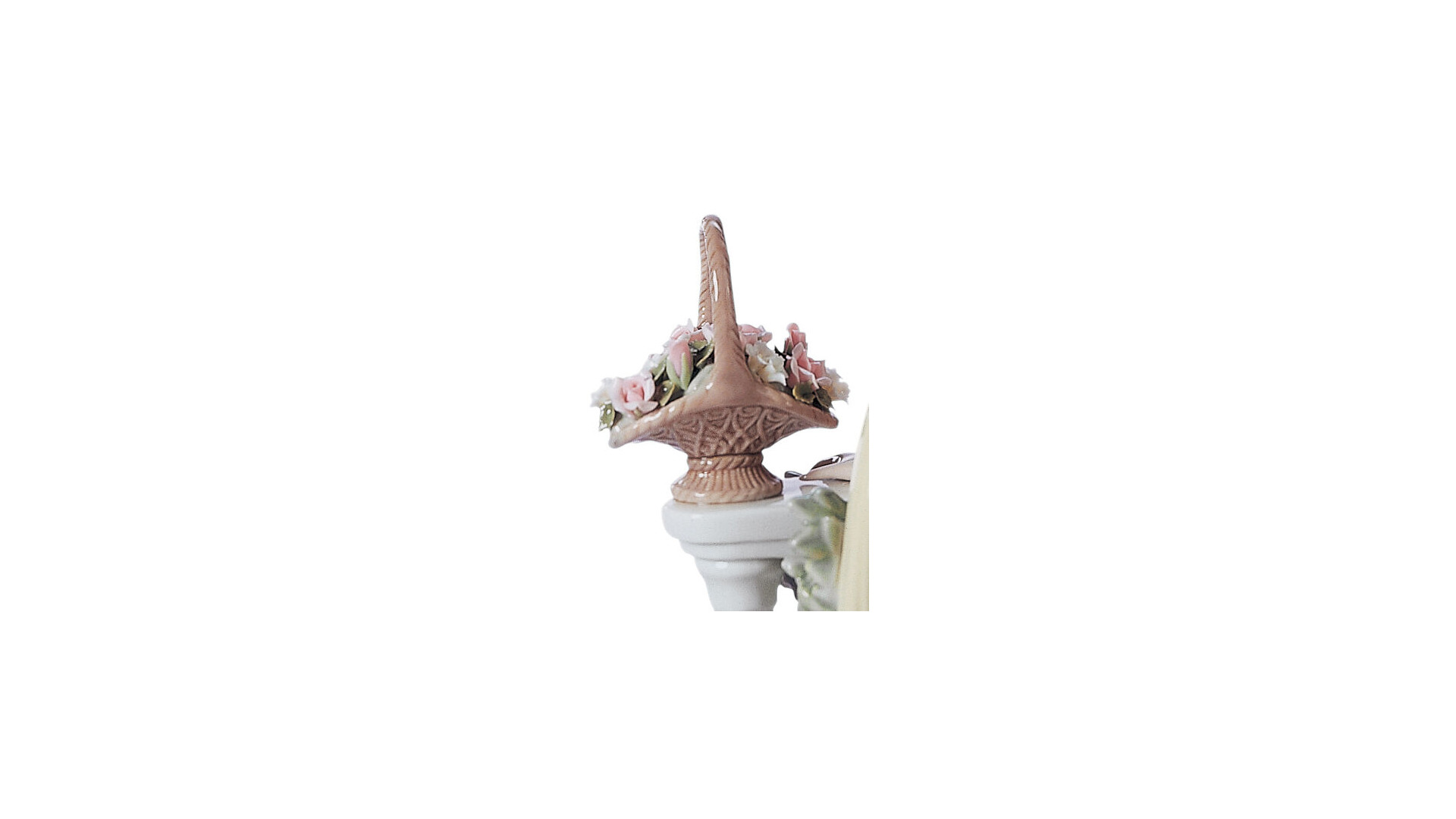 10668965 LLADRO Фигурка Lladro "Задумчивая" 17x35см Фарфор Lladró  - Вид №1