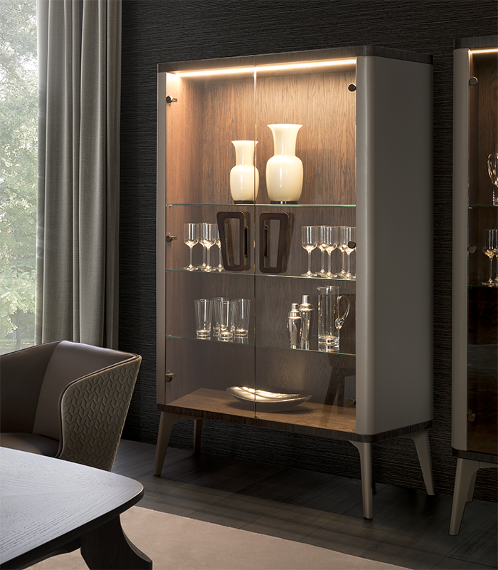 Витрина NOAH MEDEA HE703 HERITAGE