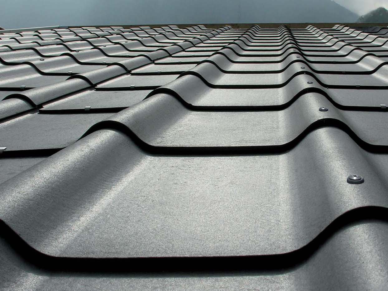 Фиброзно-бетонная кровельная панель и плита SWISSPEARL Swisspearl ® Roof ARCH-00098141