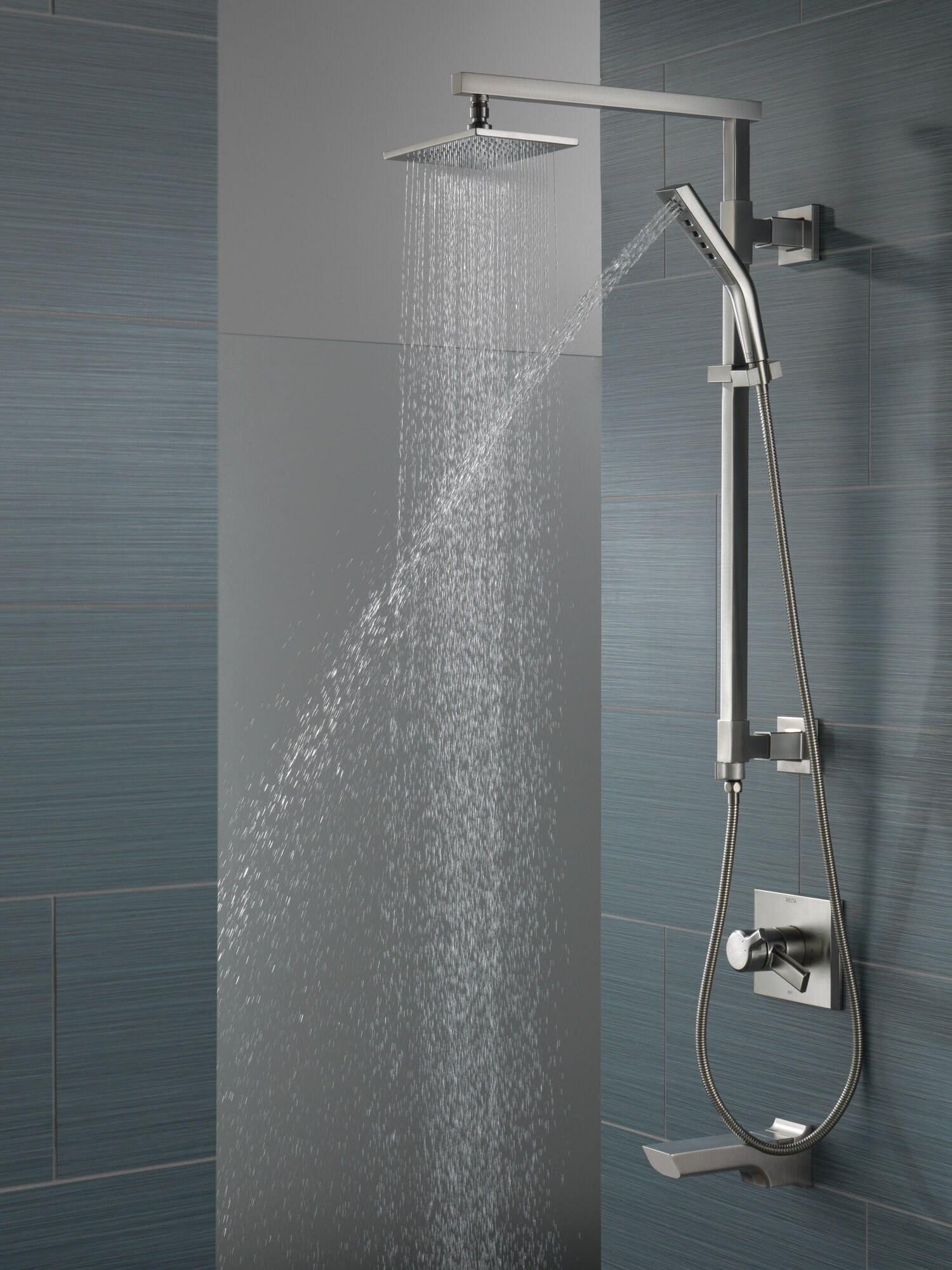 H2Okinetic® Ручной душ с 3 настройками Delta Faucet 59799-SS-PK - Вид №4